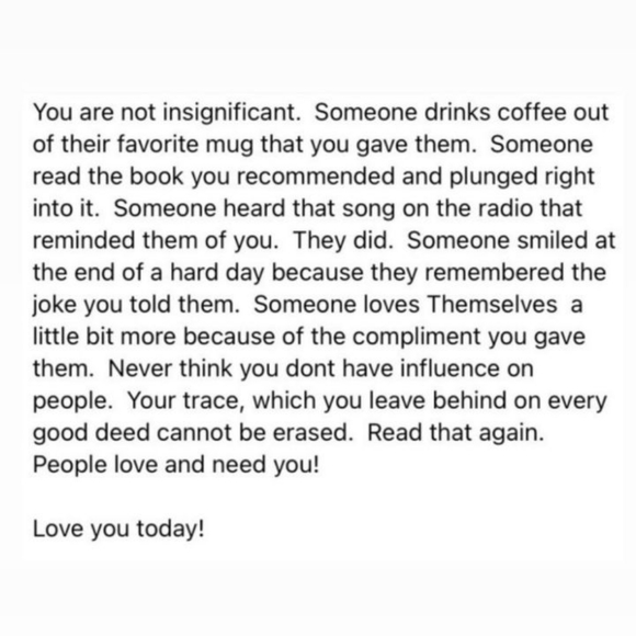 Meet your Poshers, - Picture 6 of 10